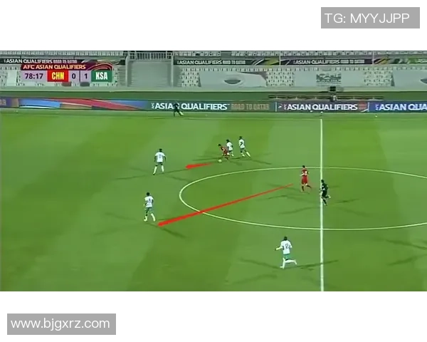 足球双标球星：为何他们在场内外表现差异巨大，背后的原因解析